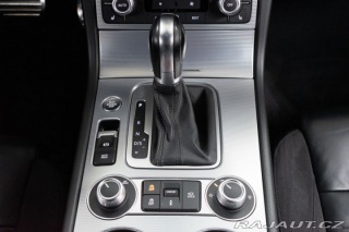 Volkswagen Touareg 3.0TDI R-LINE*2xKOLA*VZDU 2016