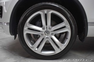 Volkswagen Touareg 3.0TDI R-LINE*2xKOLA*VZDU 2016