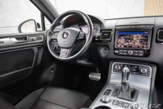 Volkswagen Touareg 3.0TDI R-LINE*2xKOLA*VZDU 2016