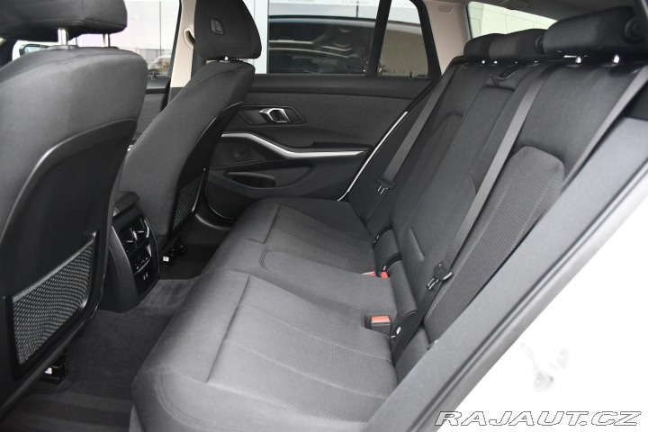 BMW 3 320d CARPLAY ČR 2xKOLA 2023