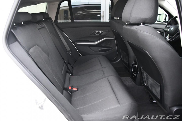 BMW 3 320d CARPLAY ČR 2xKOLA 2023