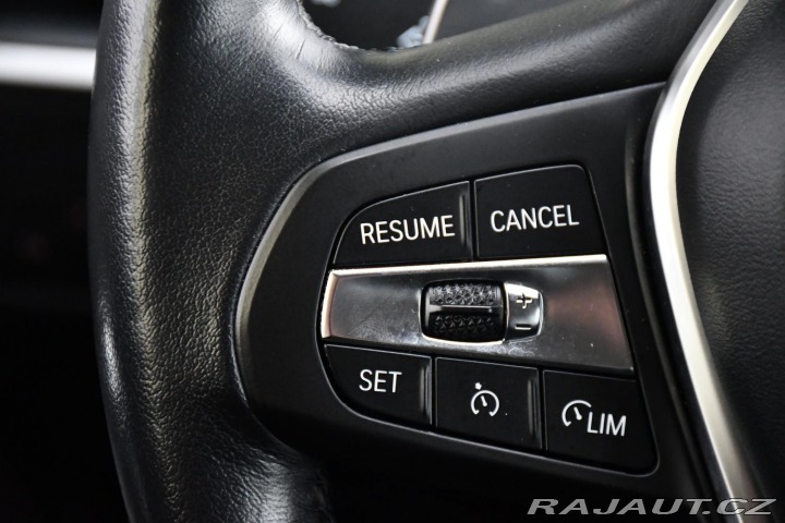 BMW 3 320d CARPLAY ČR 2xKOLA 2023