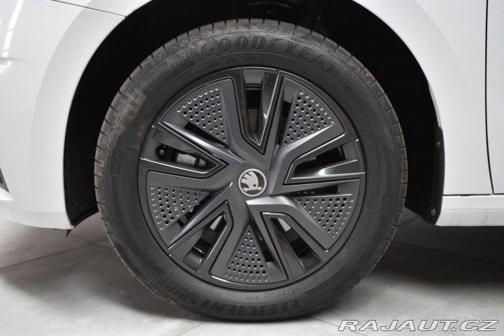 Škoda Fabia 1.0 TSI DSG*130 EDITION*Z 2025