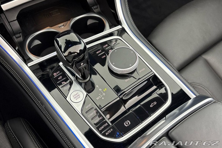BMW 8 M850i xDrive 2023