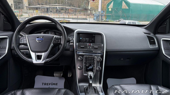 Volvo XC60 2.4D 158kW REZERVOVANO 2014