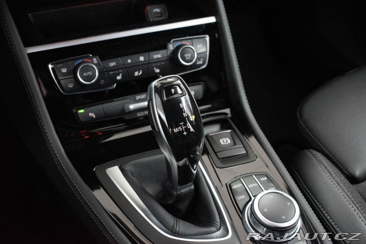 BMW 2 GrandTourer 218d REZERVAC 2021