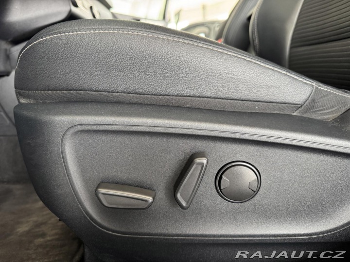 Ford Kuga 2,5i PHEV 225*Titanium X* 2022