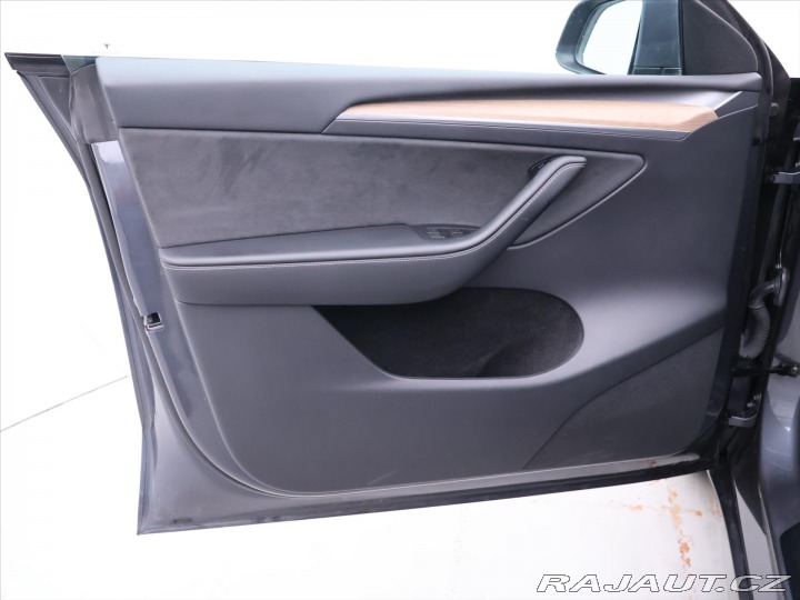 Tesla Model Y Long Range AWD 79kWh DPH 2022