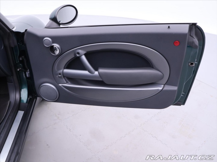 Mini Cooper 1,6 i 85kW Klimatizace 2005