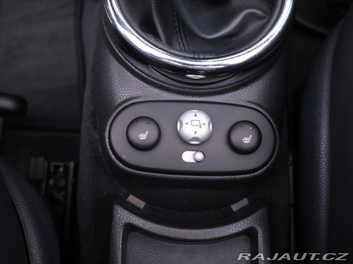 Mini Cooper 1,6 i 85kW Klimatizace 2005