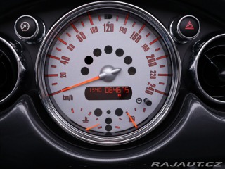 Mini Cooper 1,6 i 85kW Klimatizace 2005