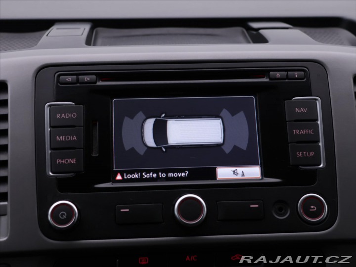 Volkswagen Transporter 2,0 TDI 132kW Obytná vest 2014