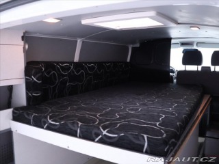 Volkswagen Transporter 2,0 TDI 132kW Obytná vest 2014