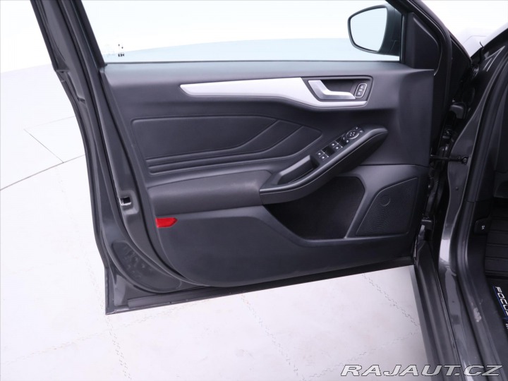 Ford Focus 1,0 EB 92kW EDIT Aut.klim 2021