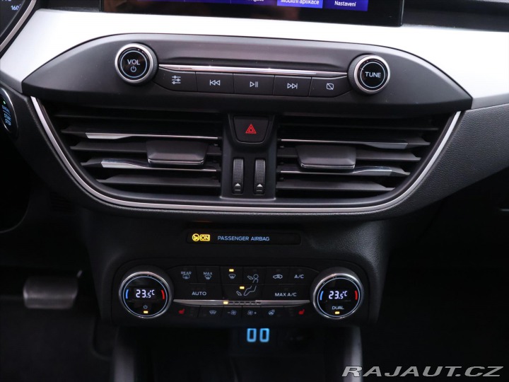 Ford Focus 1,0 EB 92kW EDIT Aut.klim 2021