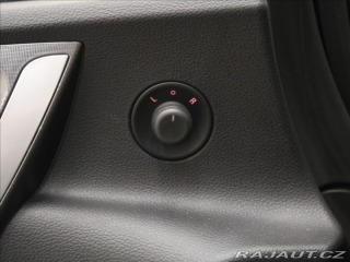 Opel Astra 1,6 i 85kW AT 1.maj. ČR 2011