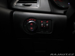 Opel Astra 1,6 i 85kW AT 1.maj. ČR 2011