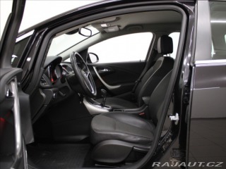 Opel Astra 1,6 i 85kW AT 1.maj. ČR 2011