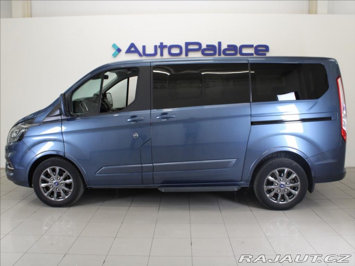 Ford Tourneo Custom 2,0 TDCi Titanum X 8-míst 2021