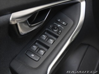 Volvo V40 2,0 D3 110kW Cross Countr 2017