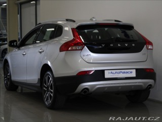 Volvo V40 2,0 D3 110kW Cross Countr 2017