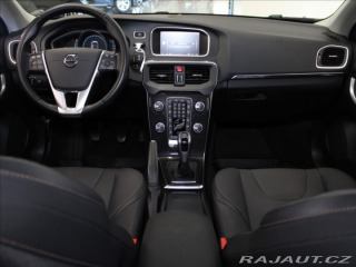 Volvo V40 2,0 D3 110kW Cross Countr 2017