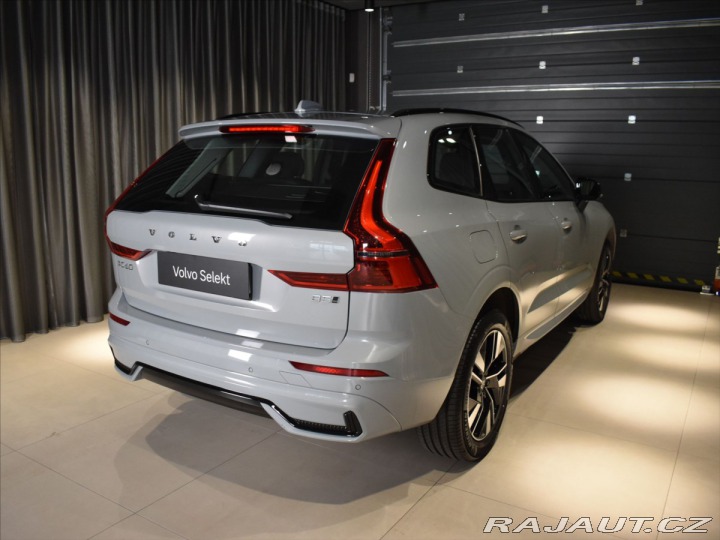 Volvo XC60 2,0 B5 AWD PLUS 2025