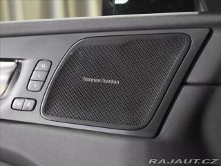 Volvo XC60 2,0 B5 AWD PLUS 2025