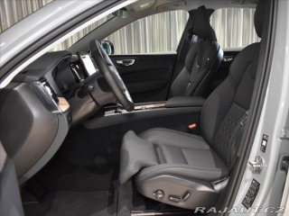 Volvo XC60 2,0 B5 AWD PLUS 2025