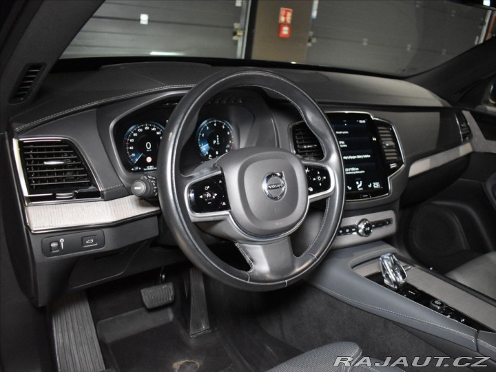 Volvo XC90 2,0 B6 AWD INS Tažné,Pano 2021