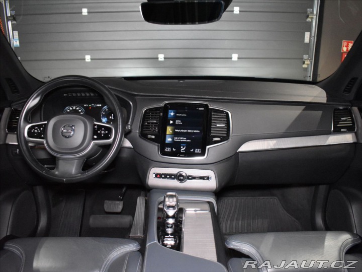 Volvo XC90 2,0 B6 AWD INS Tažné,Pano 2021