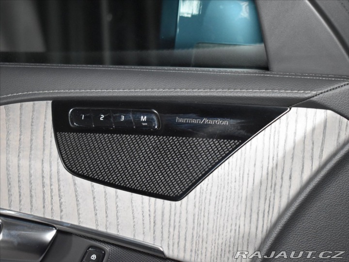 Volvo XC90 2,0 B6 AWD INS Tažné,Pano 2021