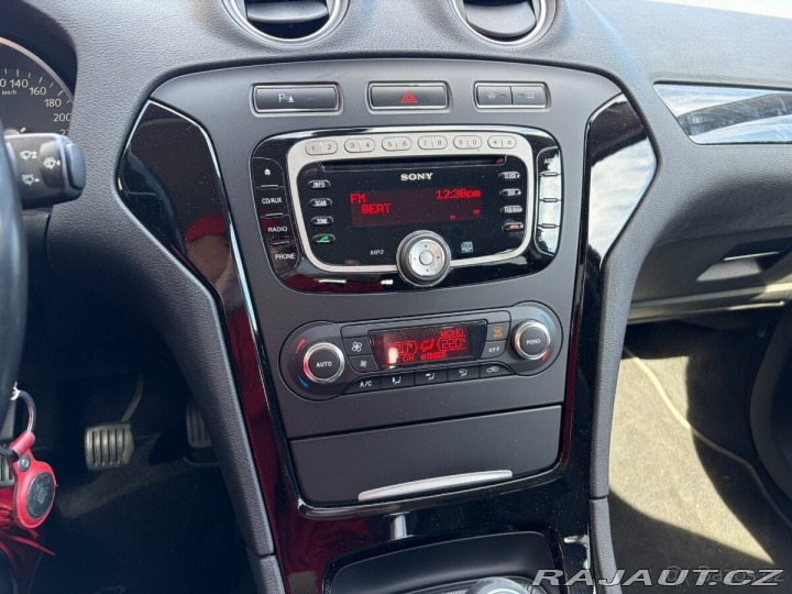 Ford Mondeo 2,0   diesel 104kW , druh 1800