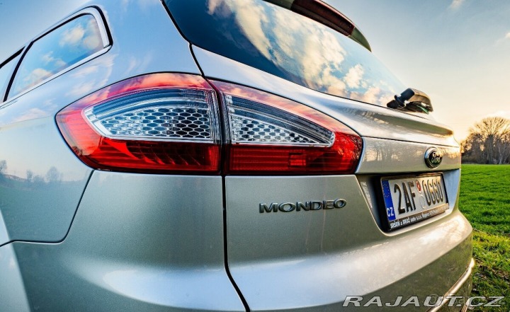 Ford Mondeo 2,0 diesel 104kW , druh 1800