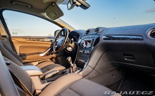 Ford Mondeo 2,0   diesel 104kW , druh 1800