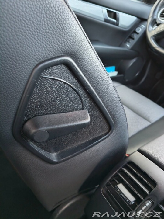 Mercedes-Benz C 180 CGI 110kw 2011