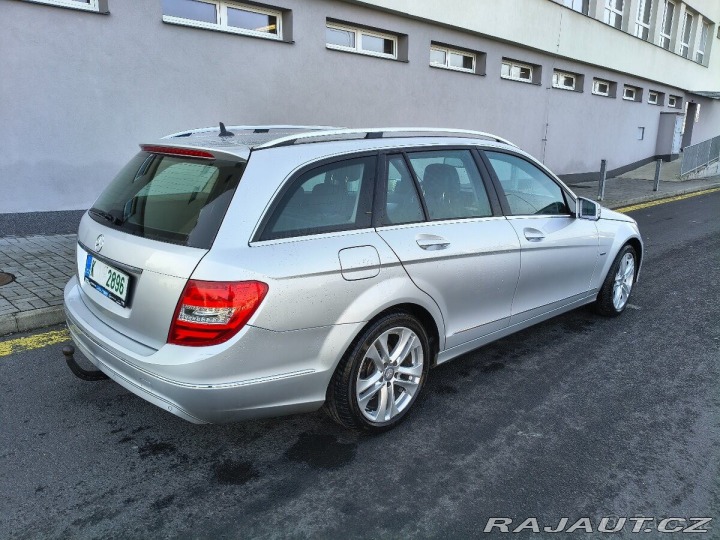 Mercedes-Benz C 180 CGI 110kw 2011