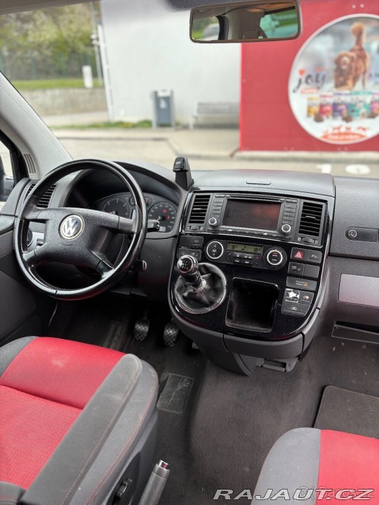 Volkswagen Multivan 2,5 T5 TDI 128 kW – 7 m 1800