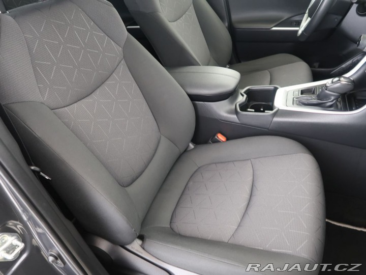 Toyota RAV4 2.5Hybrid,CZ,1Maj,Comfort 2023