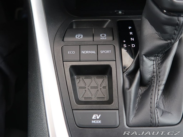 Toyota RAV4 2.5Hybrid,CZ,1Maj,Comfort 2023