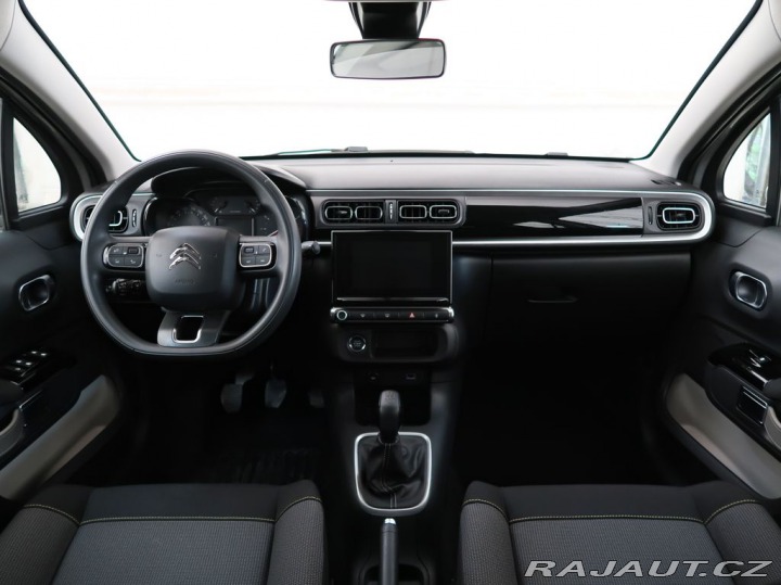 Citroën C3 1.2PureTech,61kW,SHINE,MA 2022