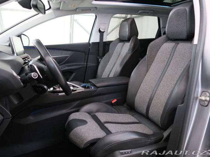 Peugeot 5008 1.2PT,96kW,ALLURE,AT,TAŽN 2018