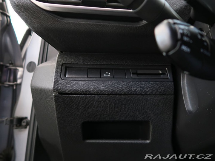 Peugeot 5008 1.2PT,96kW,ALLURE,AT,TAŽN 2018