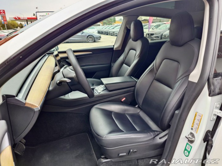 Tesla Model Y Long Range Dual Motor 378 2022