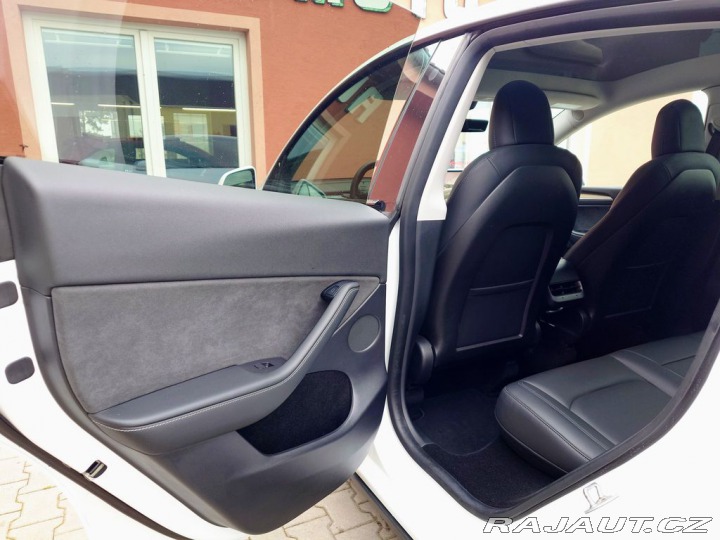 Tesla Model Y Long Range Dual Motor 378 2022