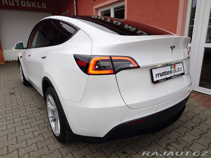 Tesla Model Y Long Range Dual Motor 378 2022