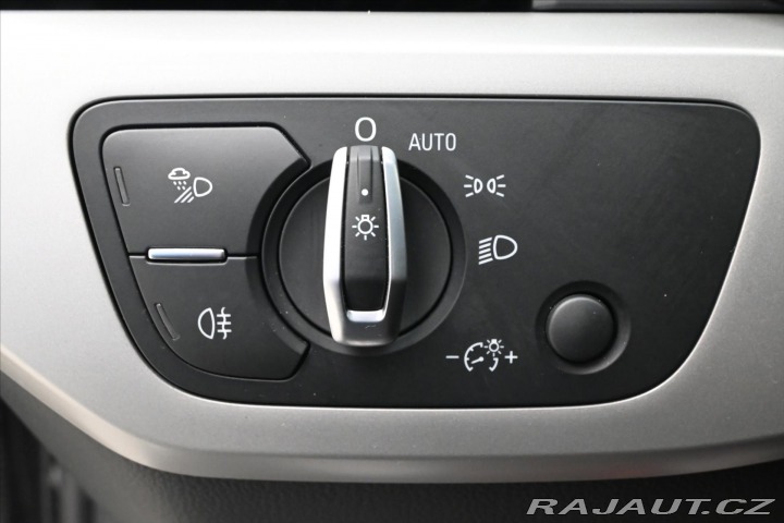 Audi A4 2,0 TDI 120 kW S-Tronic A 2022