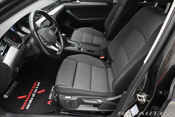 Volkswagen Passat 2,0 TDI 110kW DSG Busines 2024