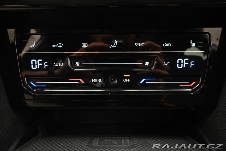 Volkswagen Passat 2,0 TDI 110kW DSG Busines 2024