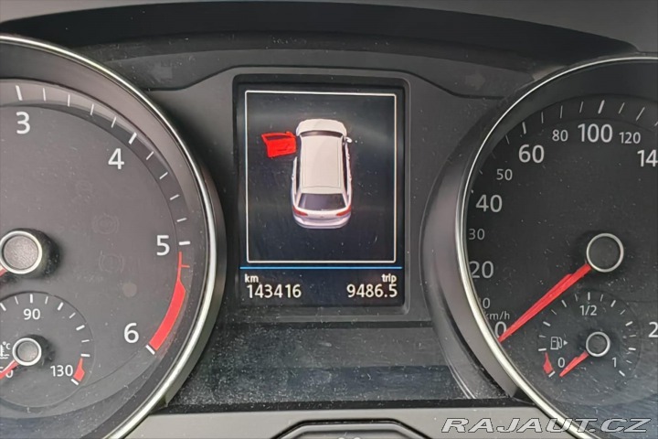 Volkswagen Passat 2,0 TDI 110kW DSG Busines 2024